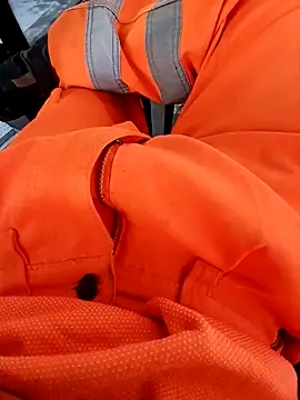 Snapshot of Eusuntnoulgigolo chatting on December 2025 10:09:02 AM Eusuntnoulgigolo online show from December 2025 10:09:02 AM