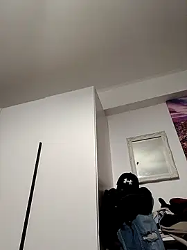 Snapshot of Eusuntnoulgigolo chatting on December 2025 01:16:01 PM Eusuntnoulgigolo online show from December 2025 01:16:01 PM