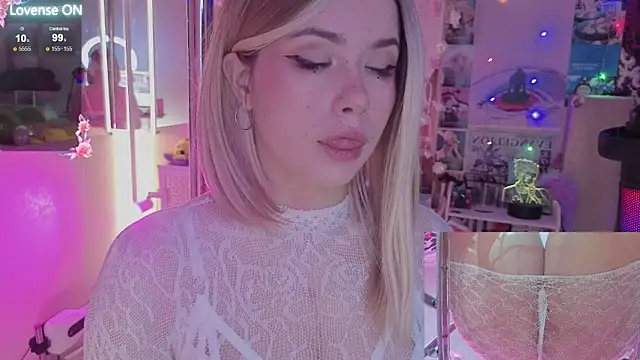 Sparkle Mona online show from December 2025 01:33:02 AM