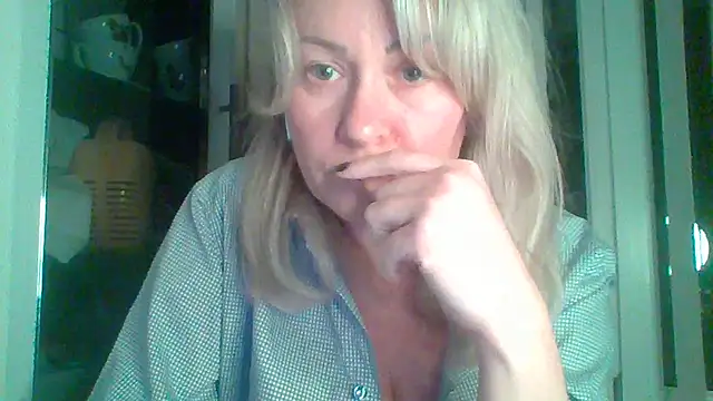 Mary888x online show from February 2025 07:14:01 PM