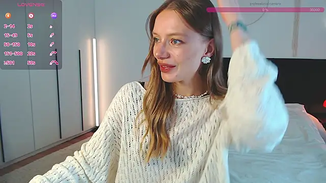 LunaticaBae online show from March 2026 02:27:02 AM