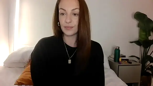 Edenfox- online show from March 2026 04:44:02 PM