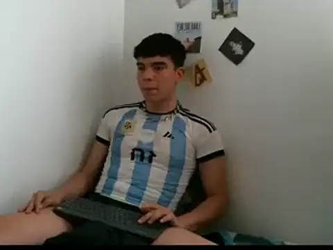 sebas carter online show from February 2025 07:41:01 PM