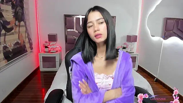 MollyCraft online show from March 2025 05:46:01 PM