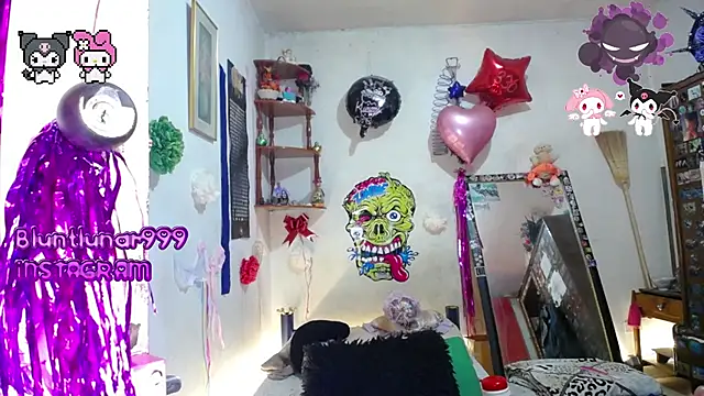 purplekattlyn online show from March 2025 06:40:02 PM