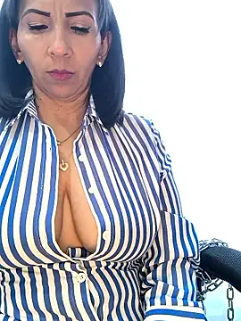 Mrsvictoriaaa online show from February 2026 07:26:02 PM