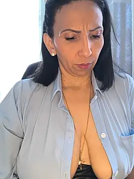 Mrsvictoriaaa online show from July 2026 06:45:01 PM
