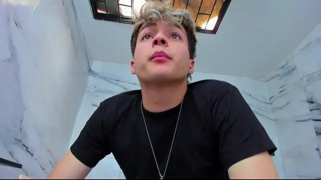 Snapshot of stonne69 chatting on October 2025 06:10:01 PM stonne69 online show from October 2025 06:10:01 PM