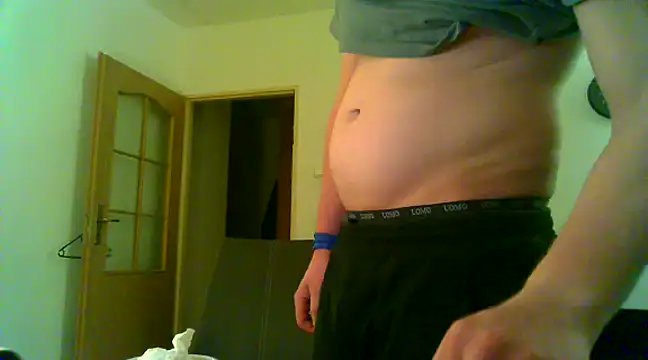 VickyDevilEU online show from January 2025 12:01:01 AM