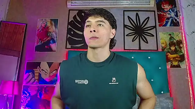 LiamAndrewzz online show from April 2026 04:56:01 AM