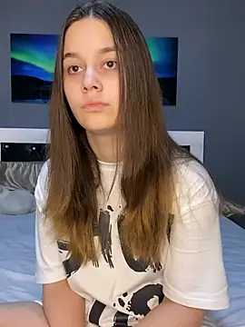 Snapshot of Siena_Amaris chatting on February 2025 07:58:02 PM Siena Amaris online show from February 2025 07:58:02 PM