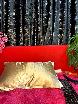 Snapshot of Siena_Amaris chatting on December 2025 09:18:01 AM Siena Amaris online show from December 2025 09:18:01 AM