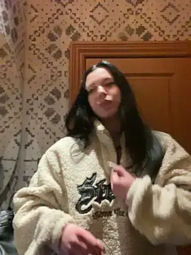 AlishaPrettyBlade online show from March 2025 09:36:02 AM