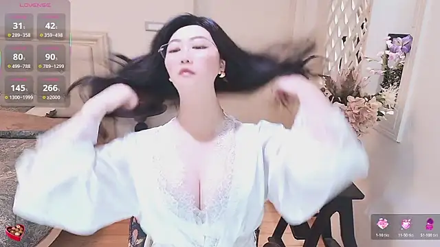 Snapshot of Tingdie chatting on December 2025 02:12:02 PM Tingdie online show from December 2025 02:12:02 PM