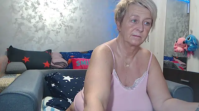 RosesandLillies online show from March 2026 04:32:01 PM