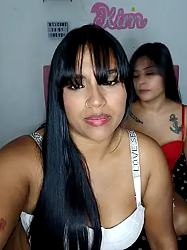 Snapshot of victoria_roussee chatting on November 2025 09:09:01 AM victoria roussee online show from November 2025 09:09:01 AM