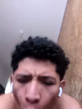 Magno 03 online show from October 2025 04:03:02 PM