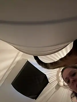 Snapshot of Rosiee69_ chatting on March 2025 12:45:01 PM Rosiee69  online show from March 2025 12:45:01 PM