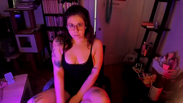 Rosiee69  online show from February 2026 03:53:01 PM