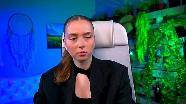 Snapshot of JenniferGraces chatting on February 2026 07:12:02 PM JenniferGraces online show from February 2026 07:12:02 PM