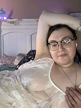 HTXBELLE online show from March 2025 03:38:02 PM