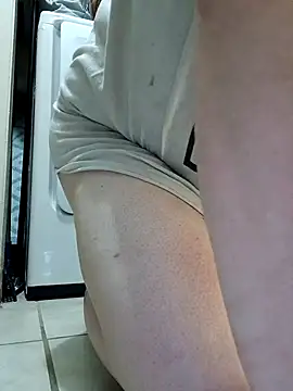 HTXBELLE online show from October 2025 04:22:02 AM