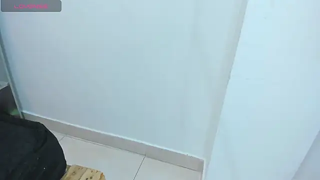 Snapshot of candy_rogeers chatting on March 2025 03:46:02 AM candy rogeers online show from March 2025 03:46:02 AM