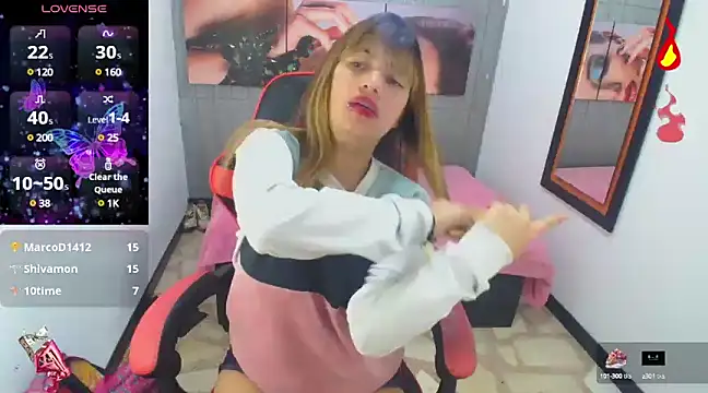 Rihana Milan online show from March 2025 12:17:02 AM