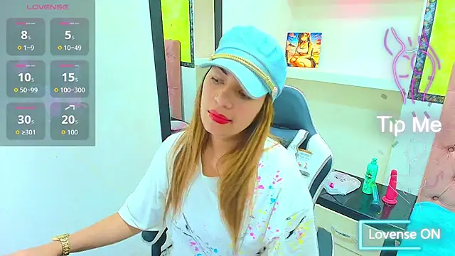 Rihana Milan online show from September 2025 12:40:02 PM