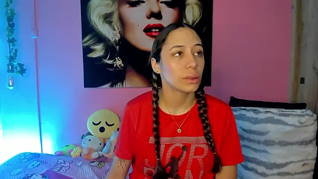 TANIA 06 online show from July 2026 01:15:02 PM