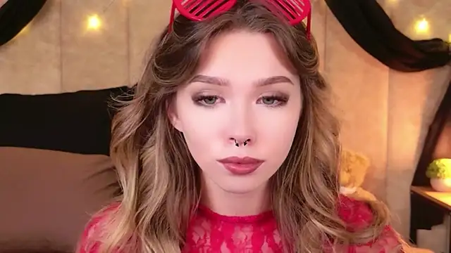 Sierra Fane online show from December 2025 10:55:01 AM