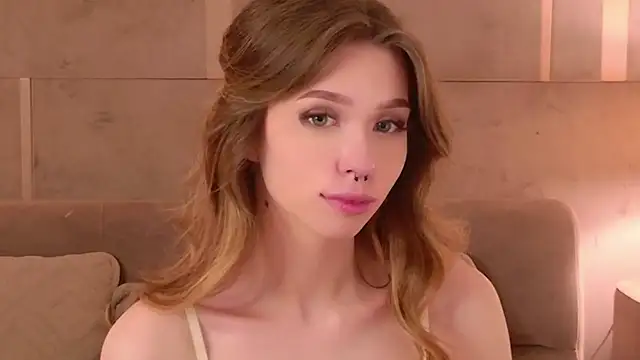 Sierra Fane online show from May 2026 10:36:01 AM