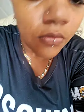 Busty Jessie online show from November 2025 08:33:02 PM