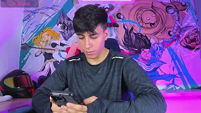 Allex Cano online show from December 2025 06:39:01 PM