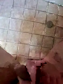 mauroxx08 online show from April 2026 01:49:01 PM