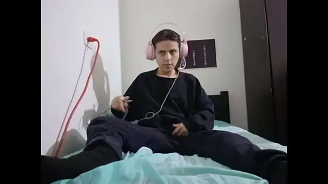 Snapshot of Baby_VI_fem chatting on March 2025 08:29:02 PM Baby VI fem online show from March 2025 08:29:02 PM