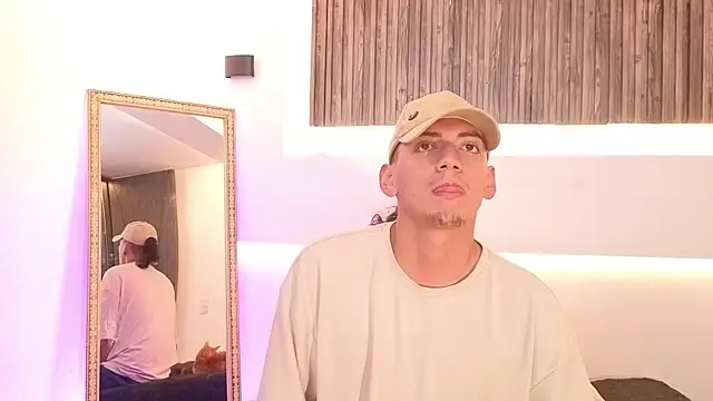 aron and paula online show from December 2025 03:56:01 AM