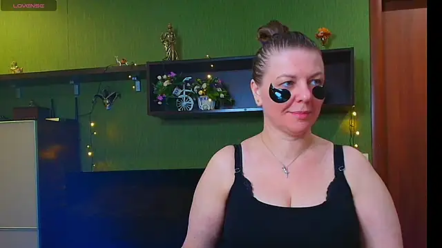 VeronikawGold online show from April 2026 03:09:02 AM