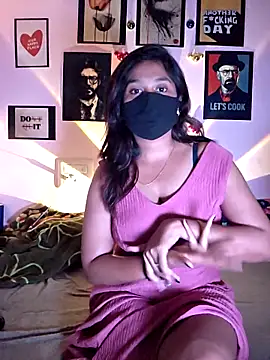 LOVELY  SMART  CPL online show from December 2025 04:45:02 PM