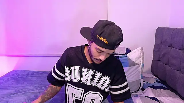 eross chipre  online show from February 2026 04:10:02 AM