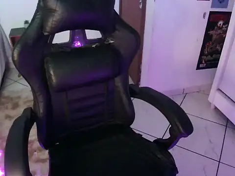 visualprivileged online show from March 2026 11:26:02 PM