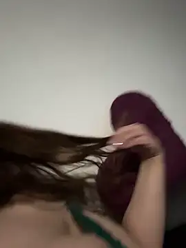 lola  med online show from March 2025 07:53:01 PM