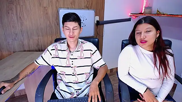 Snapshot of katty_And_alex chatting on February 2025 11:41:02 AM katty And alex online show from February 2025 11:41:02 AM