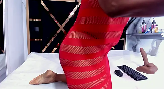 Snapshot of zara_smitt chatting on November 2025 11:35:01 AM zara smitt online show from November 2025 11:35:01 AM