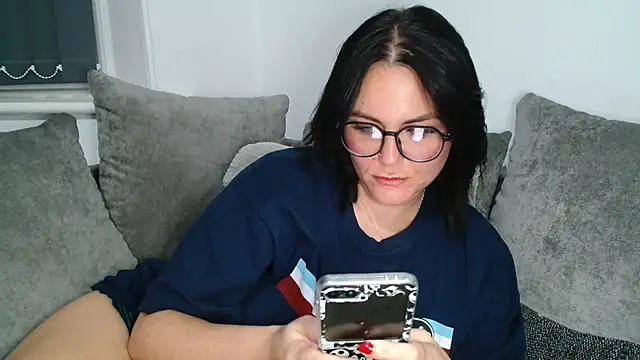 Xx Mia R xX online show from September 2025 11:50:02 PM