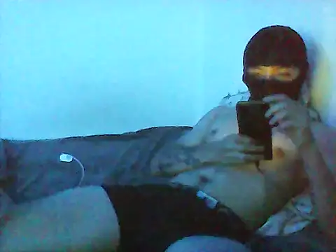 Snapshot of Dragonflyyp chatting on October 2025 04:48:01 AM Dragonflyyp online show from October 2025 04:48:01 AM