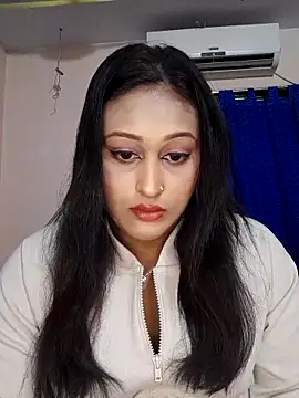 Snapshot of hotlovr chatting on March 2025 02:44:02 PM hotlovr online show from March 2025 02:44:02 PM