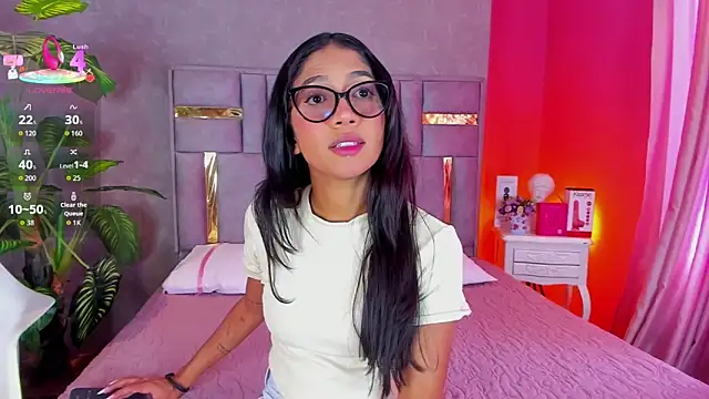 Tyla Ks online show from April 2026 07:30:02 PM