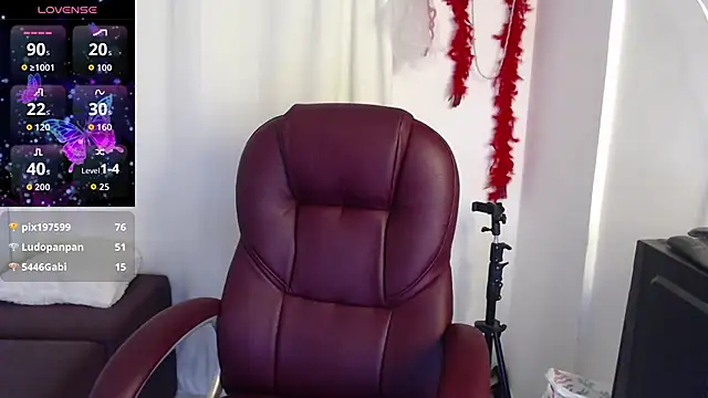 Mature 2025 online show from February 2026 12:08:02 PM