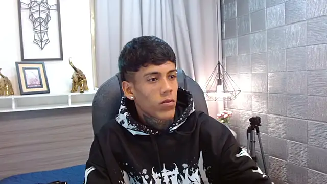 RyanKing19 online show from October 2025 03:49:02 AM